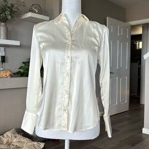 Button down. Good for work. Never worn. Size XS Petite